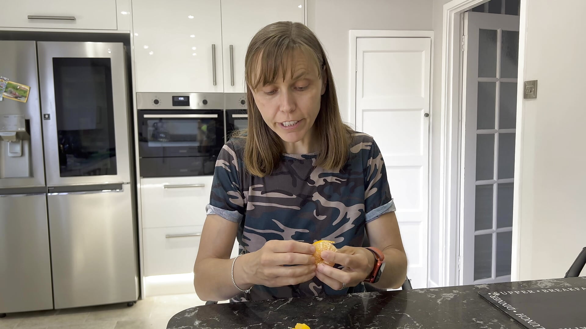 Eating a Juicy Orange - video by wamgirlx cam model