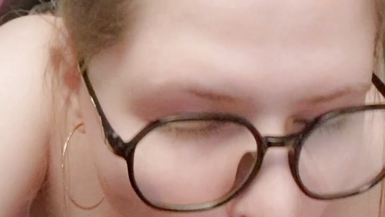 BLOWJOB with my new realistik dildo in glasses - video by TinniAngel cam model