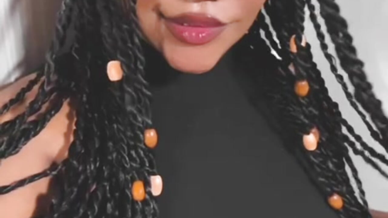 A very exotic Ebony girl 🤎 🤎 - video by AVA_MALAIKA cam model