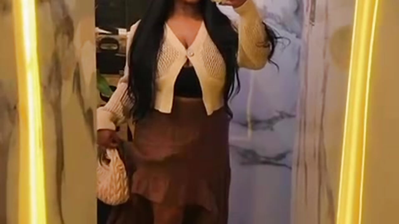 🍂🍂 Sweet and intelligent 🍂🍂 - video by AVA_MALAIKA cam model