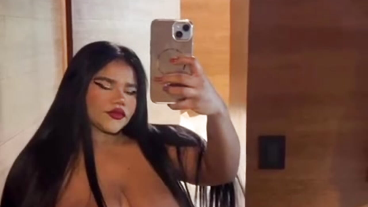 Amateur video Spa 🍒 - video by AVA_MALAIKA cam model