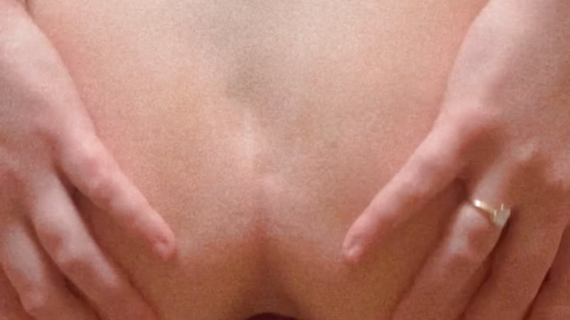 Booty play fun – video od webkamerové modelky XoMisty