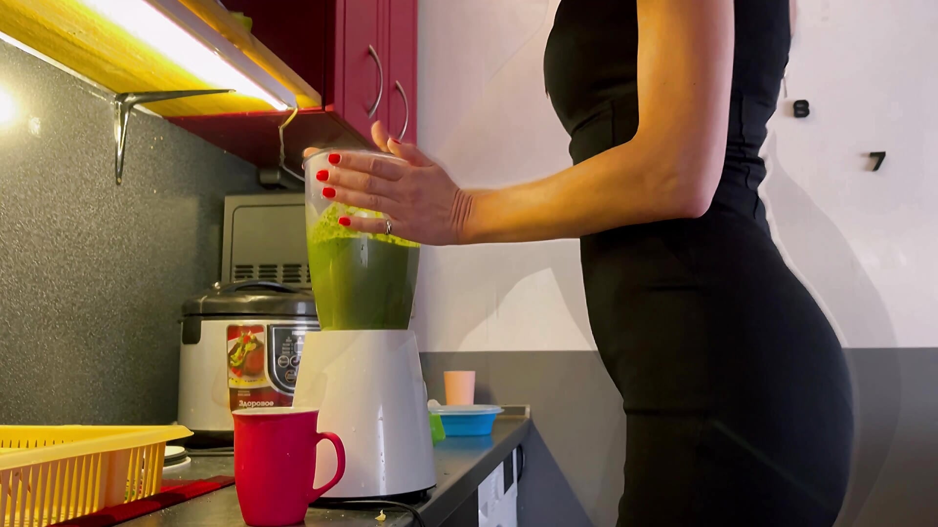 Shall we have a smoothie for breakfast together?