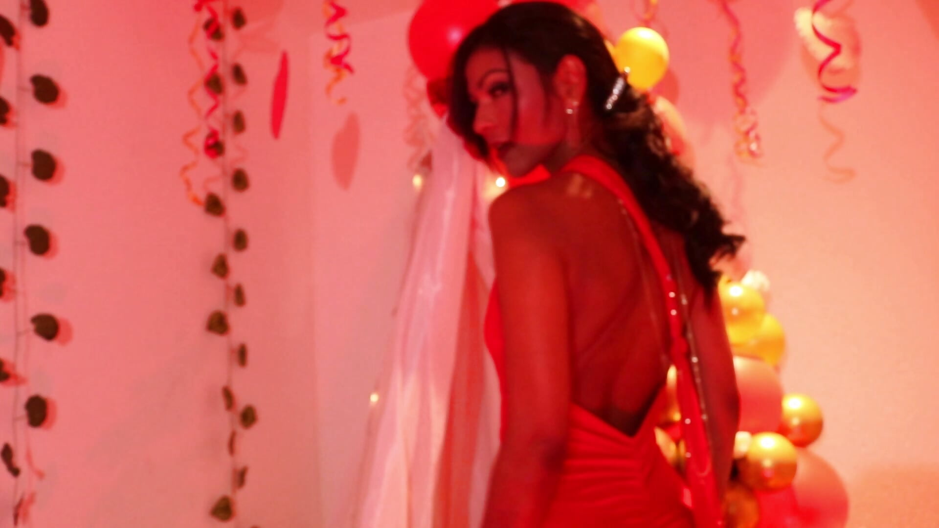 Looks that speak ♥ - video oleh model kamera HannaPetit