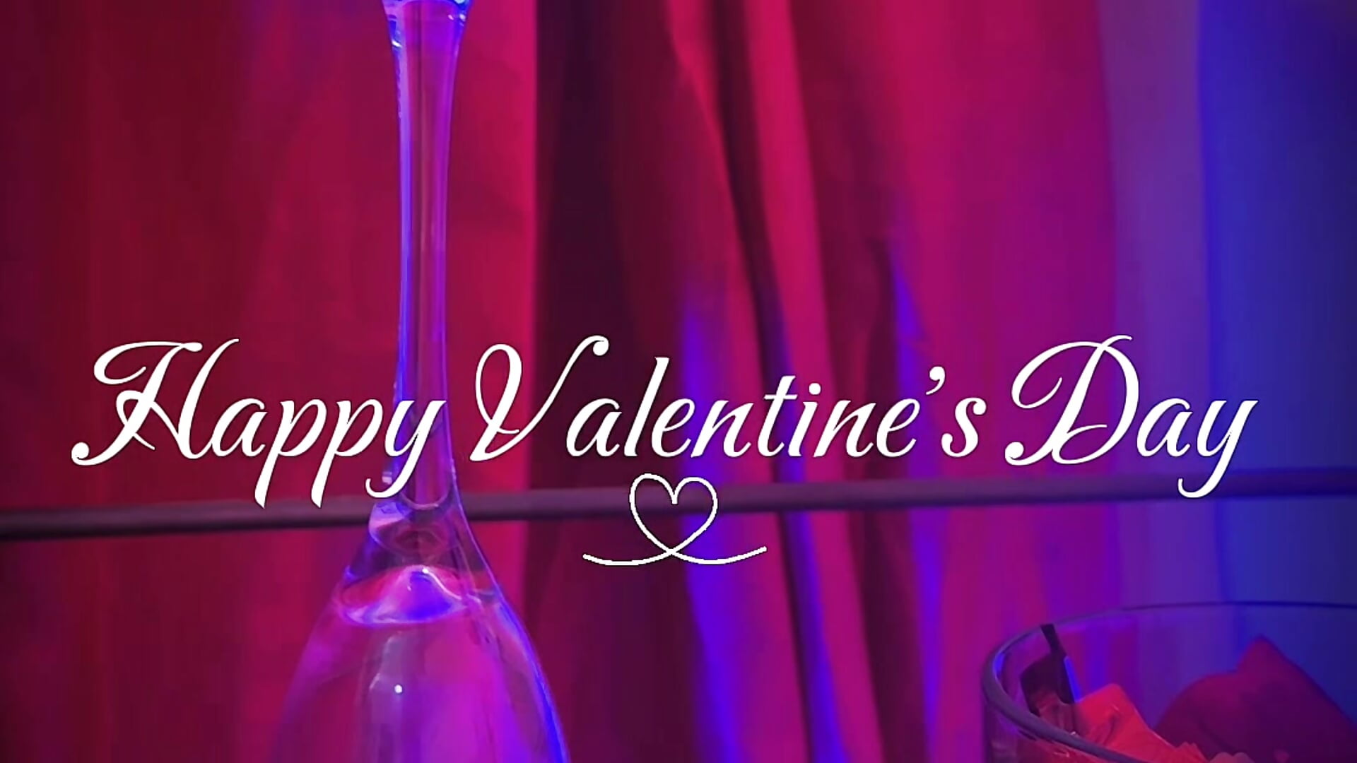 Happy Valentine's Day - video của người mẫu cam New_Arab_Kingdom