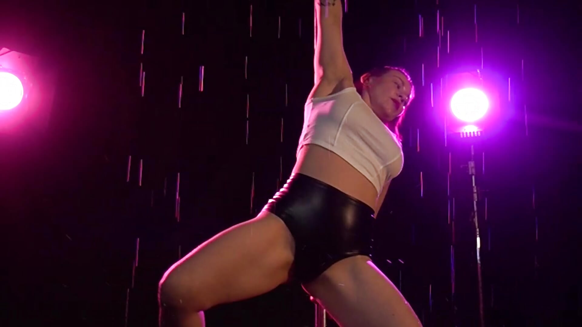 Valentine - video by EveLibston cam model