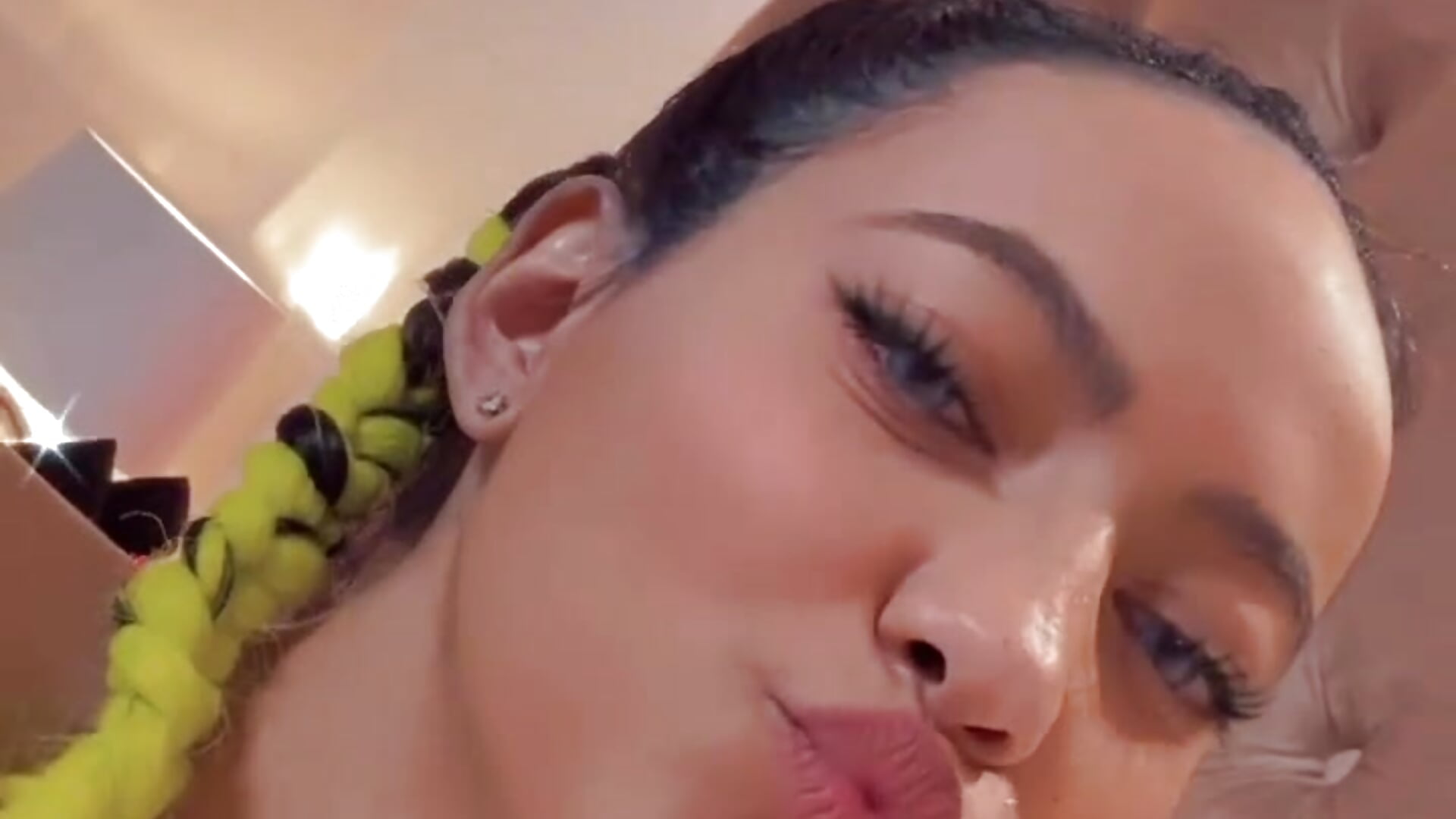 🌶️ Sin looks good on me.😏 - vídeo de EvaaBaby modelo de câmara