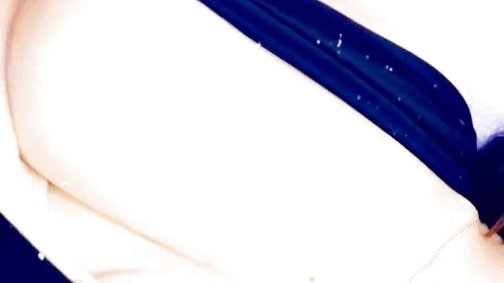 Kiss me down there - SindySexxxy 캠 모델의 동영상