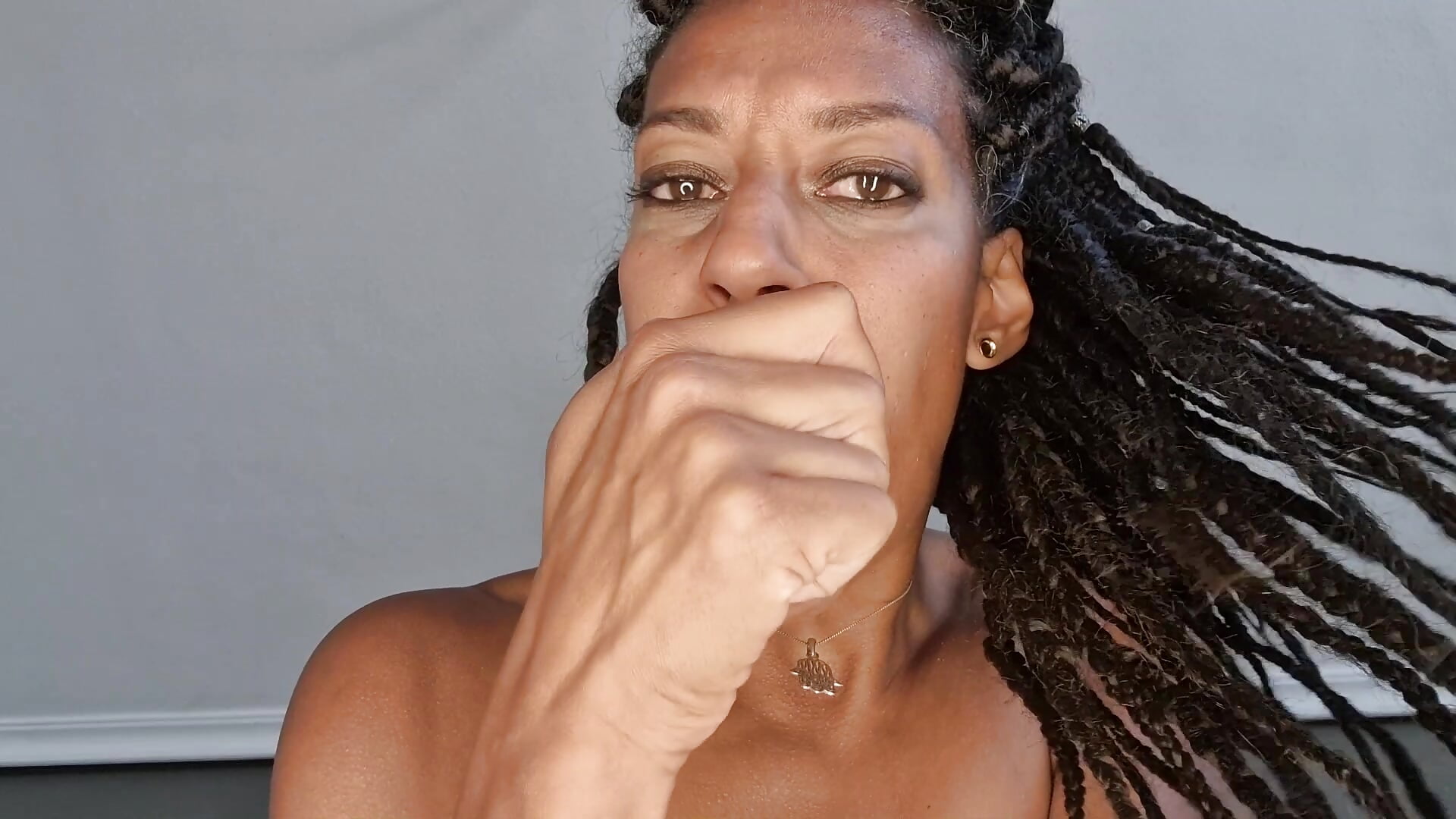 Worship my spit. I can see you are thirsty for it. open wide and lap it up spit slave - video by Goldenlace cam model