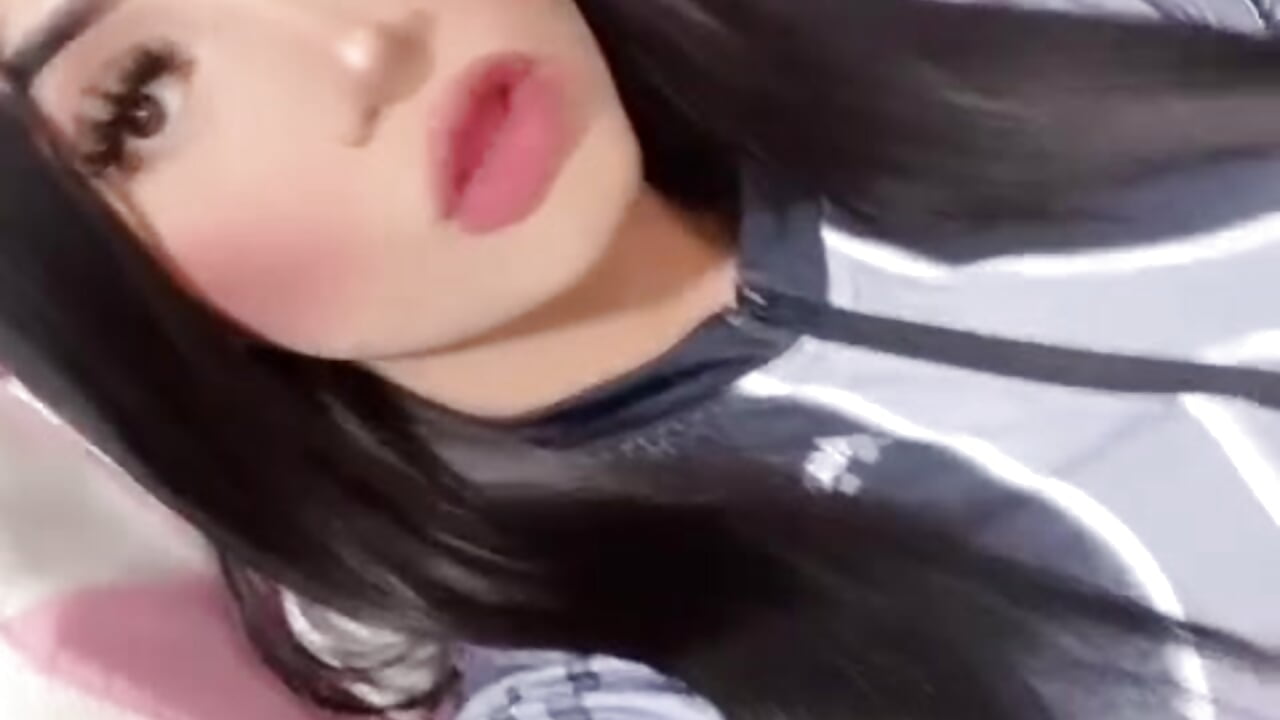 Video de WhatsApp 2023-12-13 a las 07,56,30_4cfffc42 - video by prety_sharick cam model