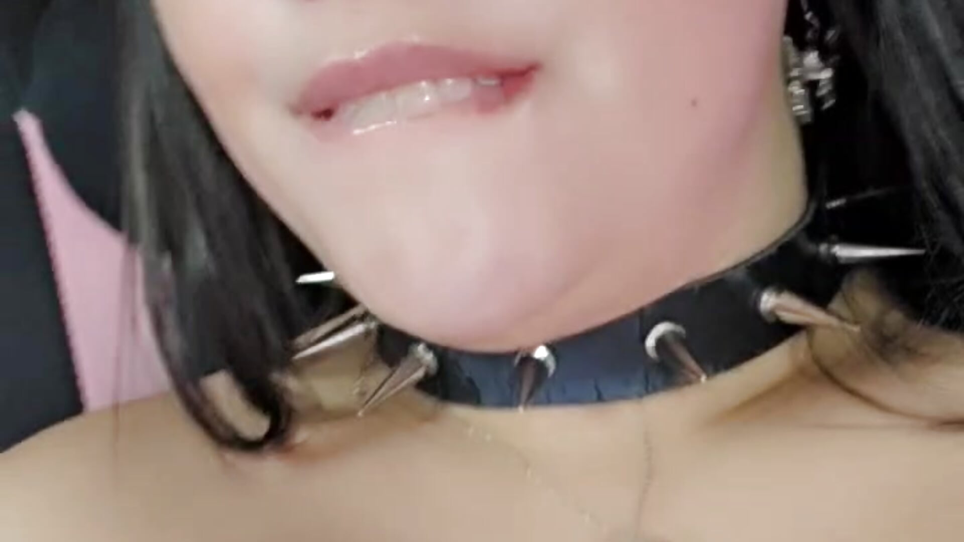 lick and kiss my nipples - video by Liah_santos cam model