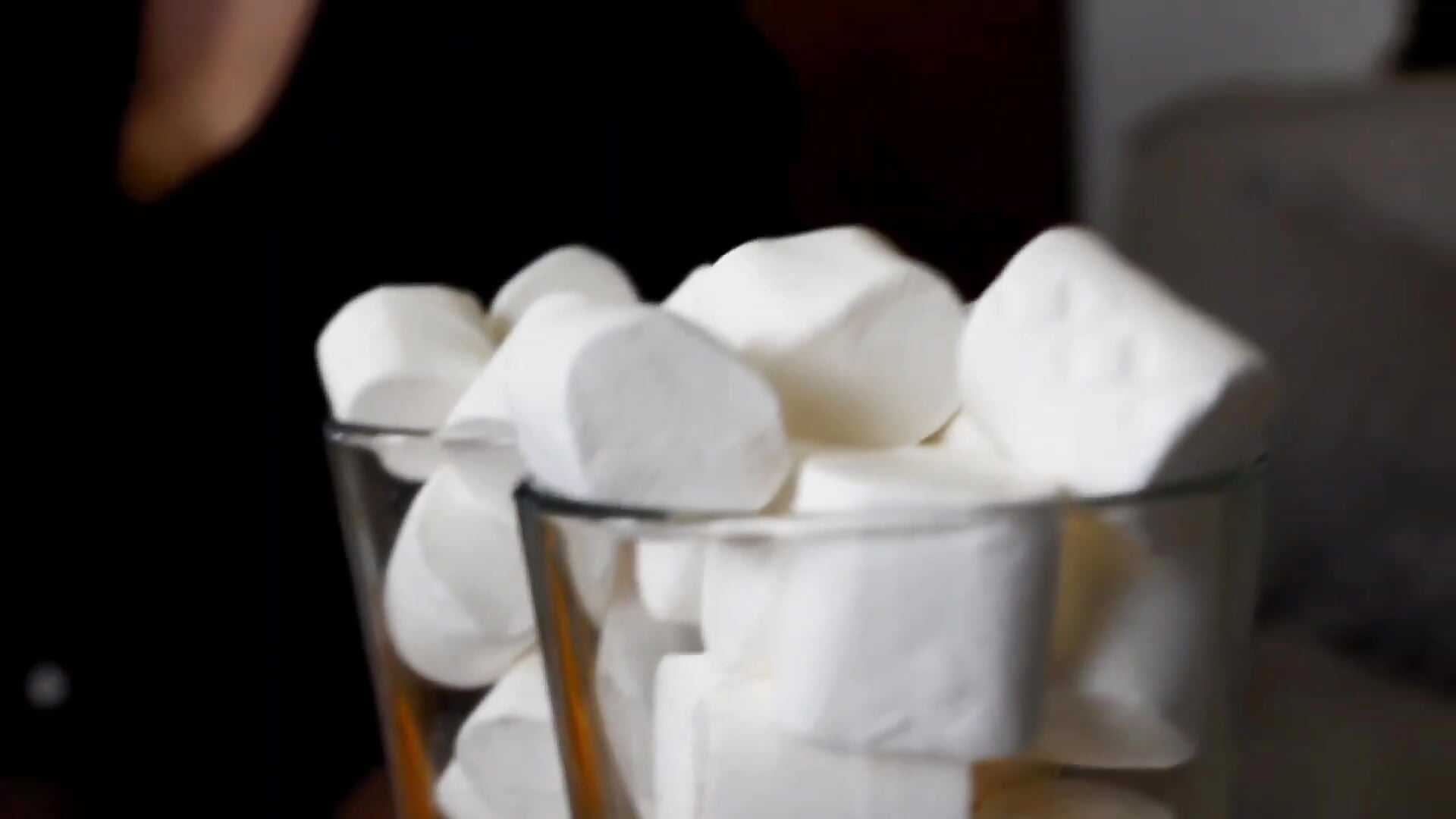 Amulet from the cold - video by MilanaPrice cam model