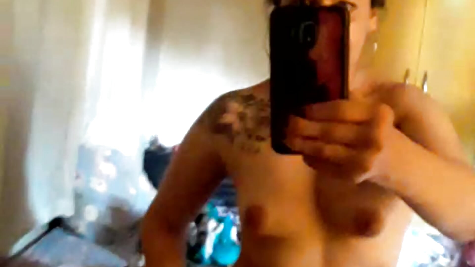 VID-20201205-WA0129 - video by SKYH0T cam model