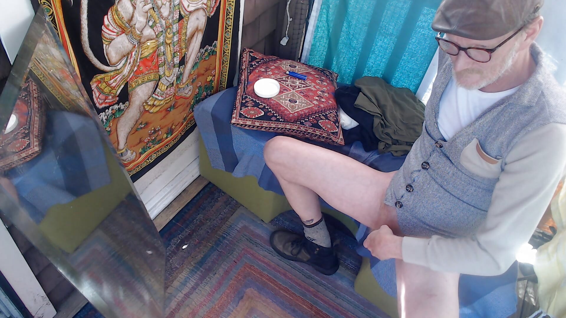 Mirror Love with cumshot. - video by DrMarten42 cam model