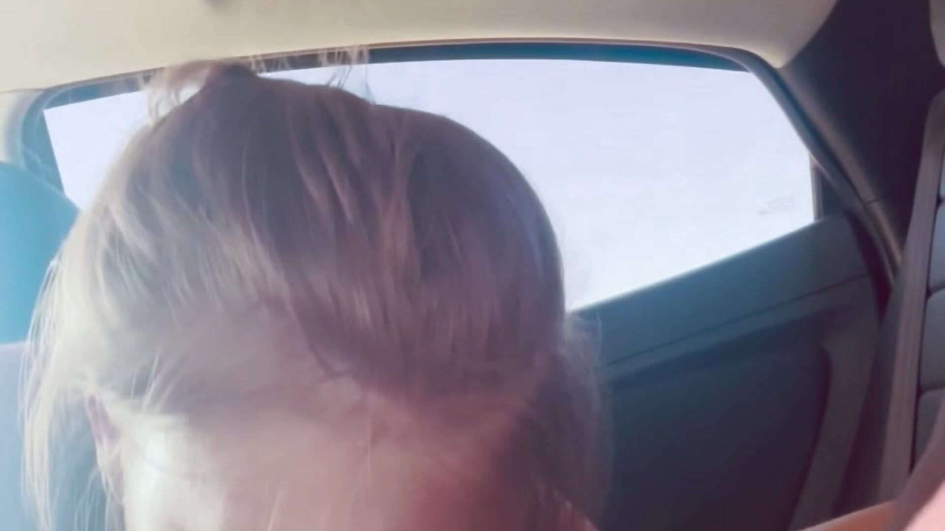 Blowjob for taxi driver