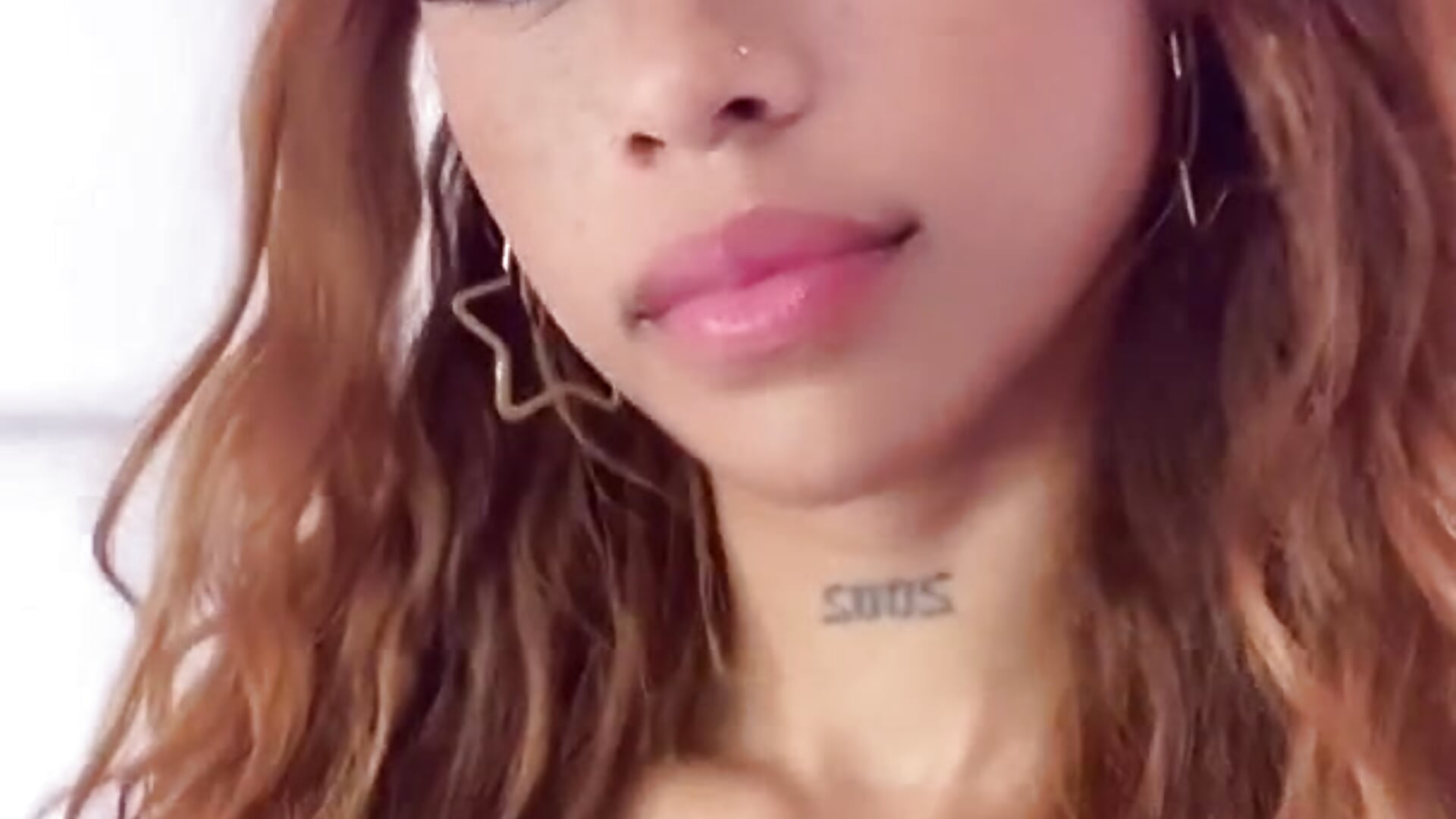 Beautiful, sensual, sexual... - video by KendalStallyon cam model