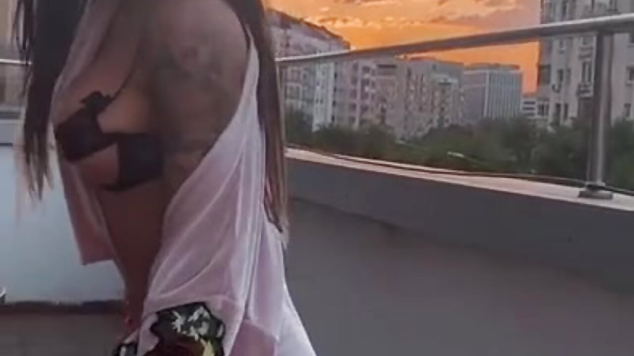 sunset sinner - vídeo de MilfSinners