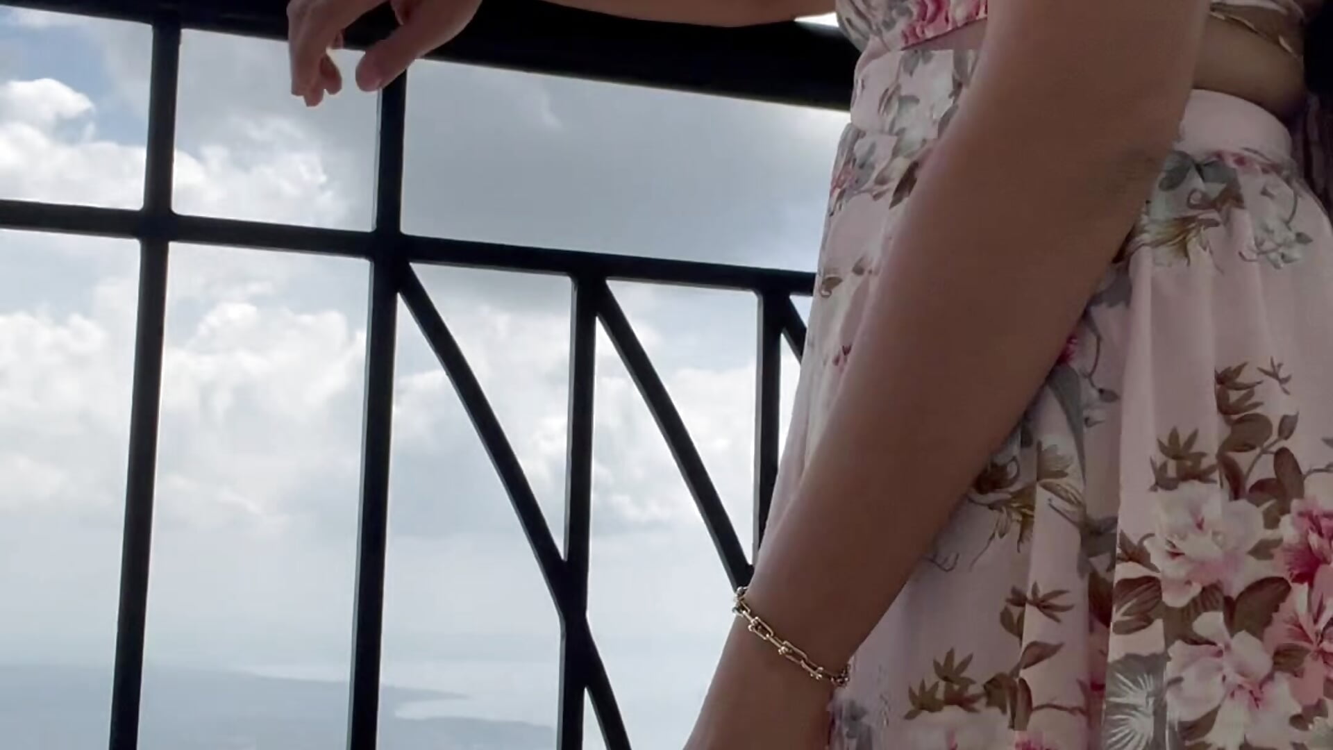 Life is not about being better than anyone else, but being better than you used to be.. - βίντεο μοντέλου AsianSweetMilf