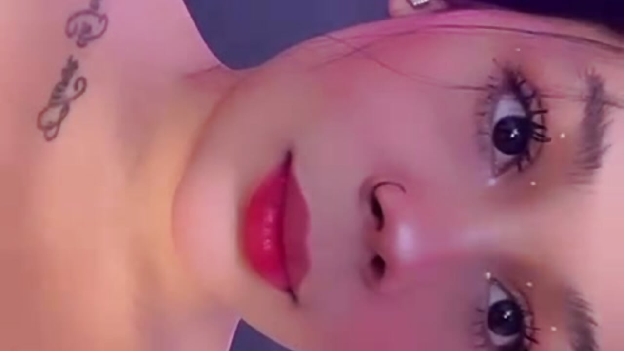 My Make Up🥰 - EmilyQueen3x 캠 모델의 동영상