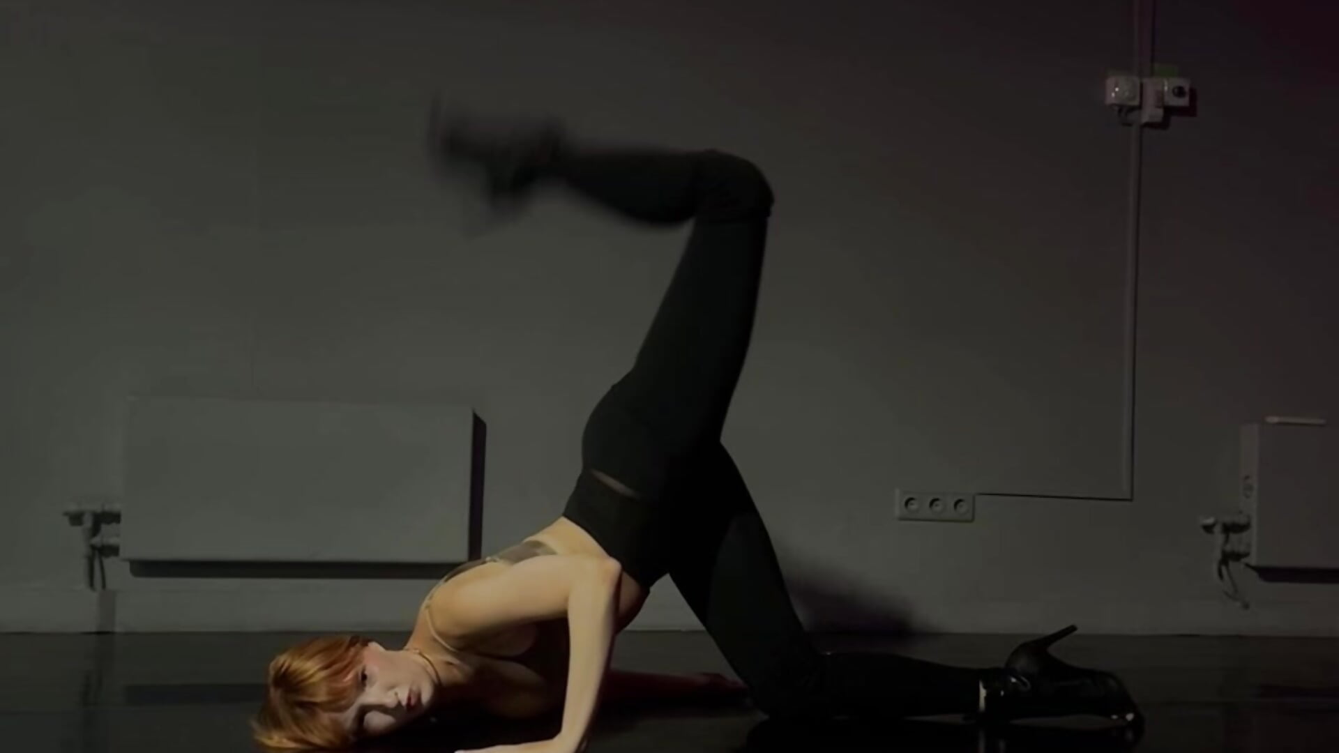 Dancing routine - video by Wendy-Darling cam model