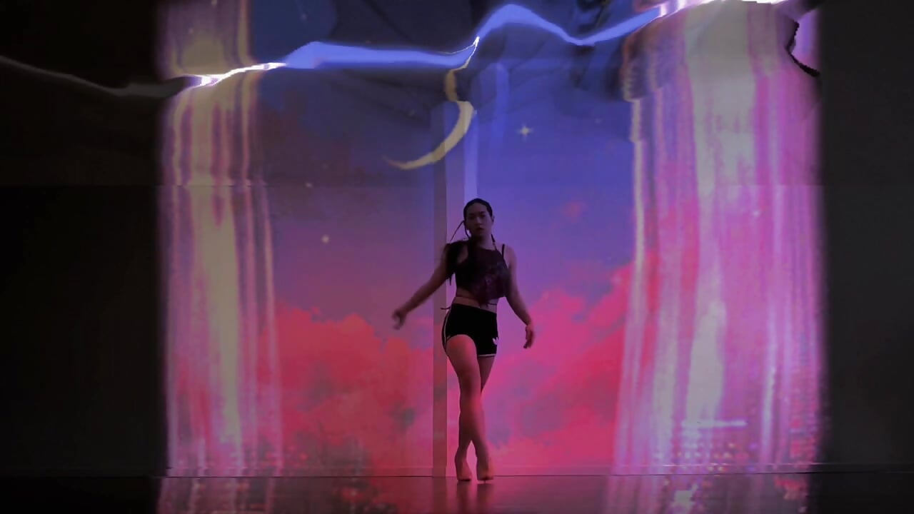 Tittieeeee - video oleh model kamera EastJupiter