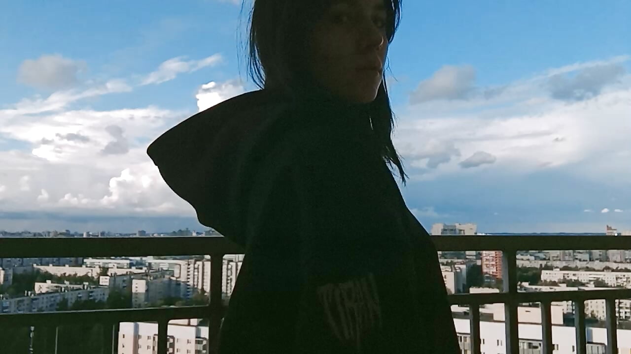 my view, i love the blue sky(とても美しい） - video by lm_you_problem cam model