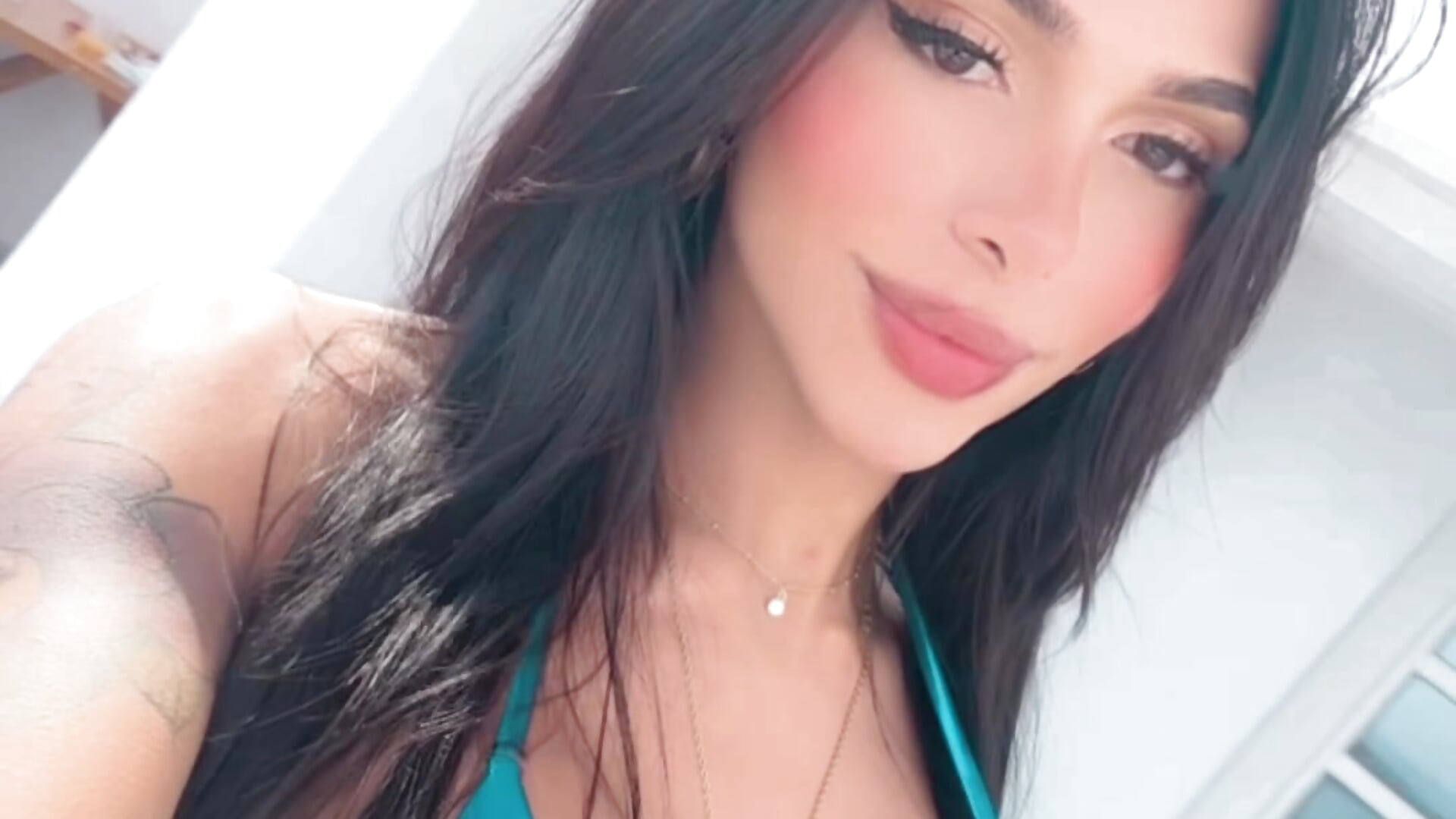 ee097e8b2ccd448c86a1d1f300495d3a.mov - Video von divavirtual11 Cam-Model