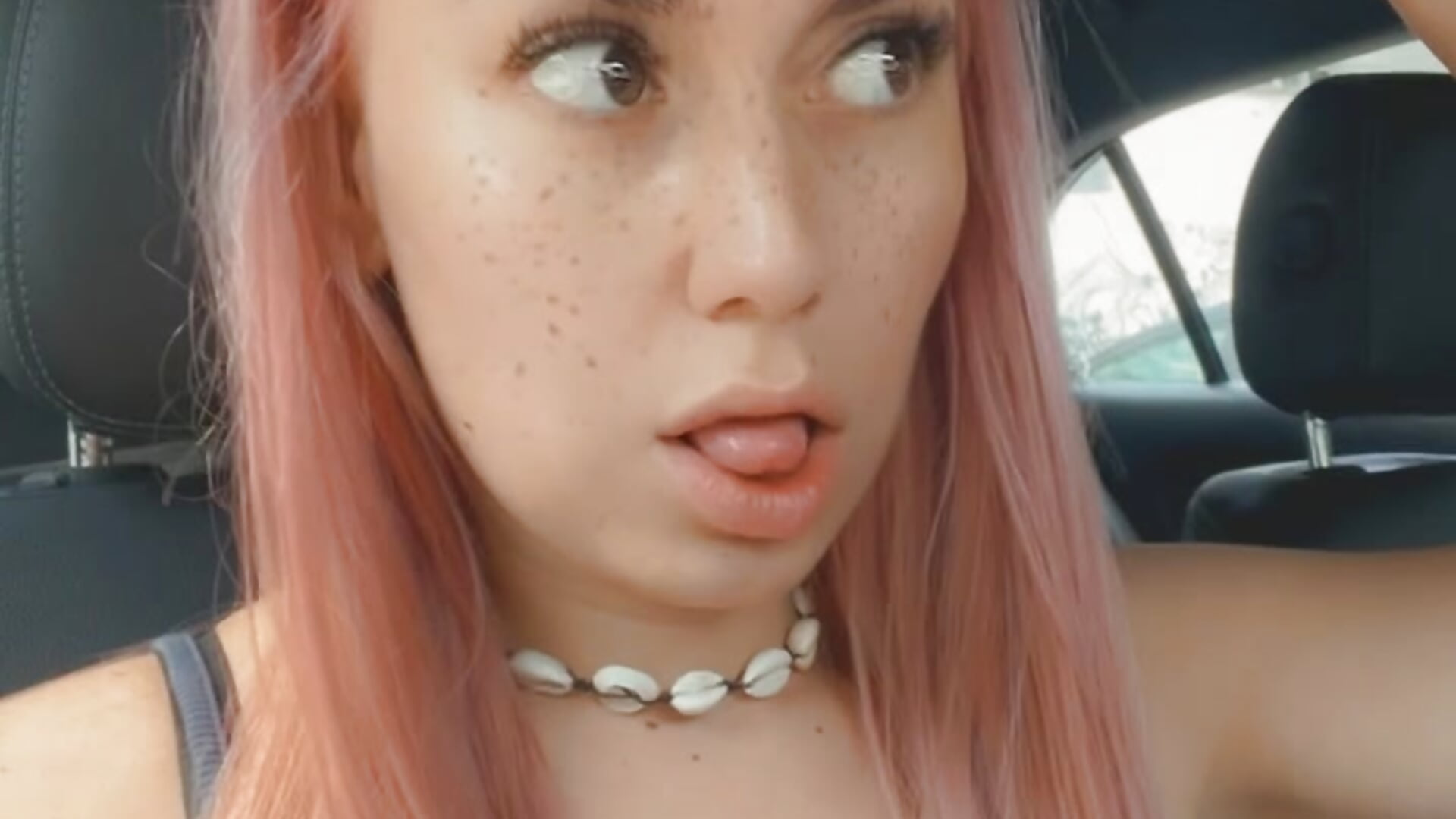 Let's have fun togetherrr! #onlineeee - video by clara_k cam model