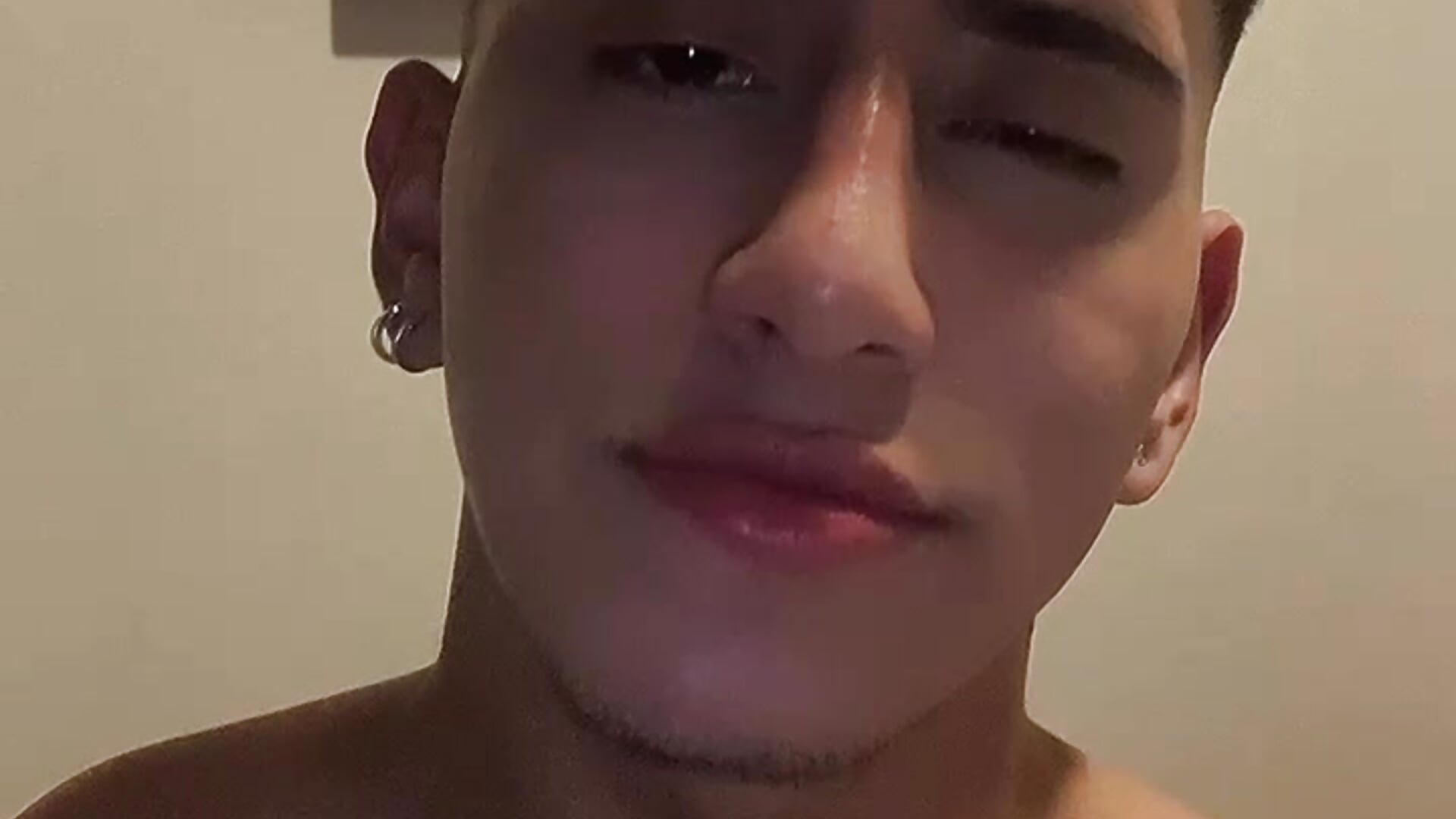 :* - adrik_cano__主播的视频