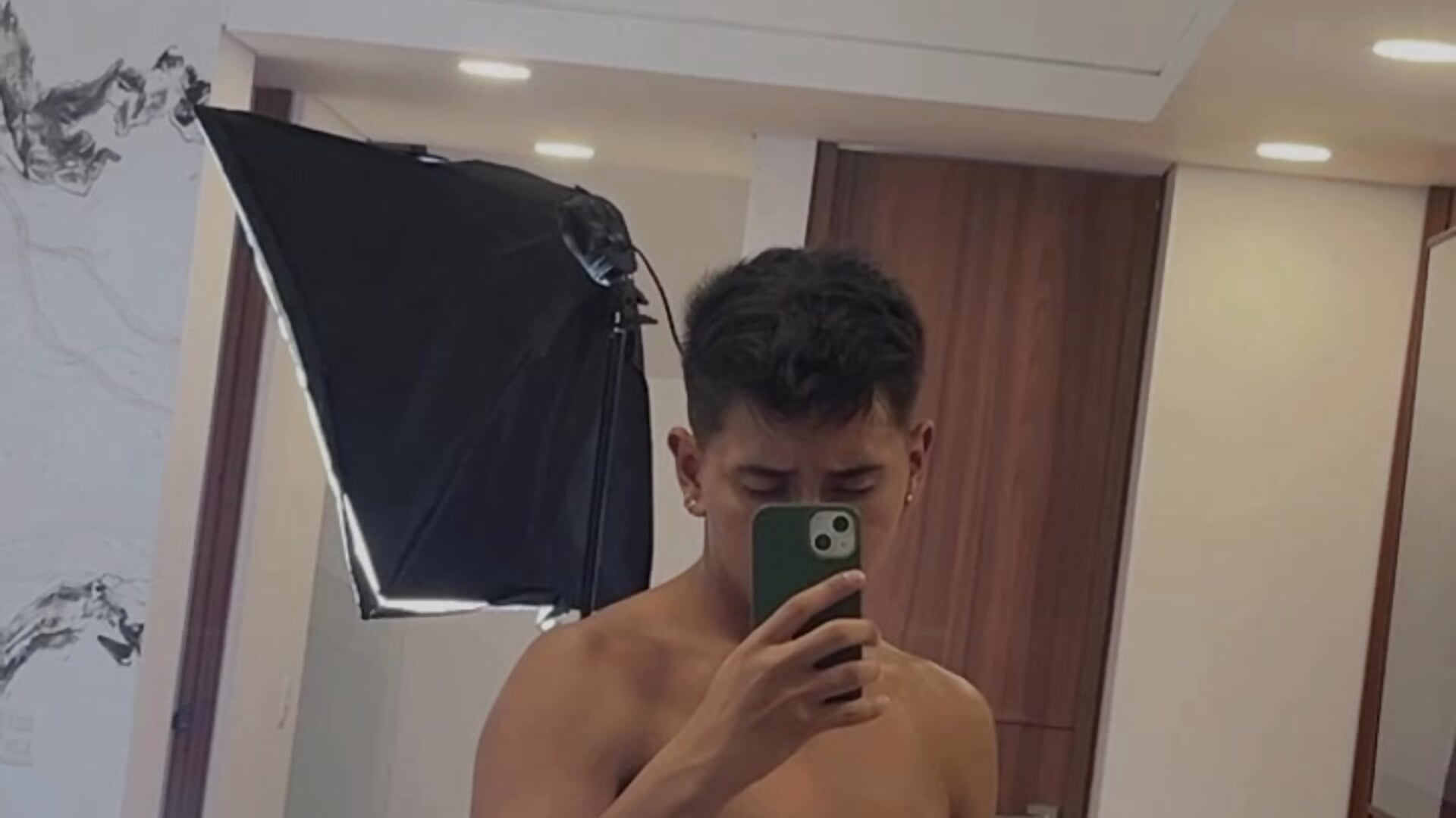 ME - adrik_cano__主播的视频