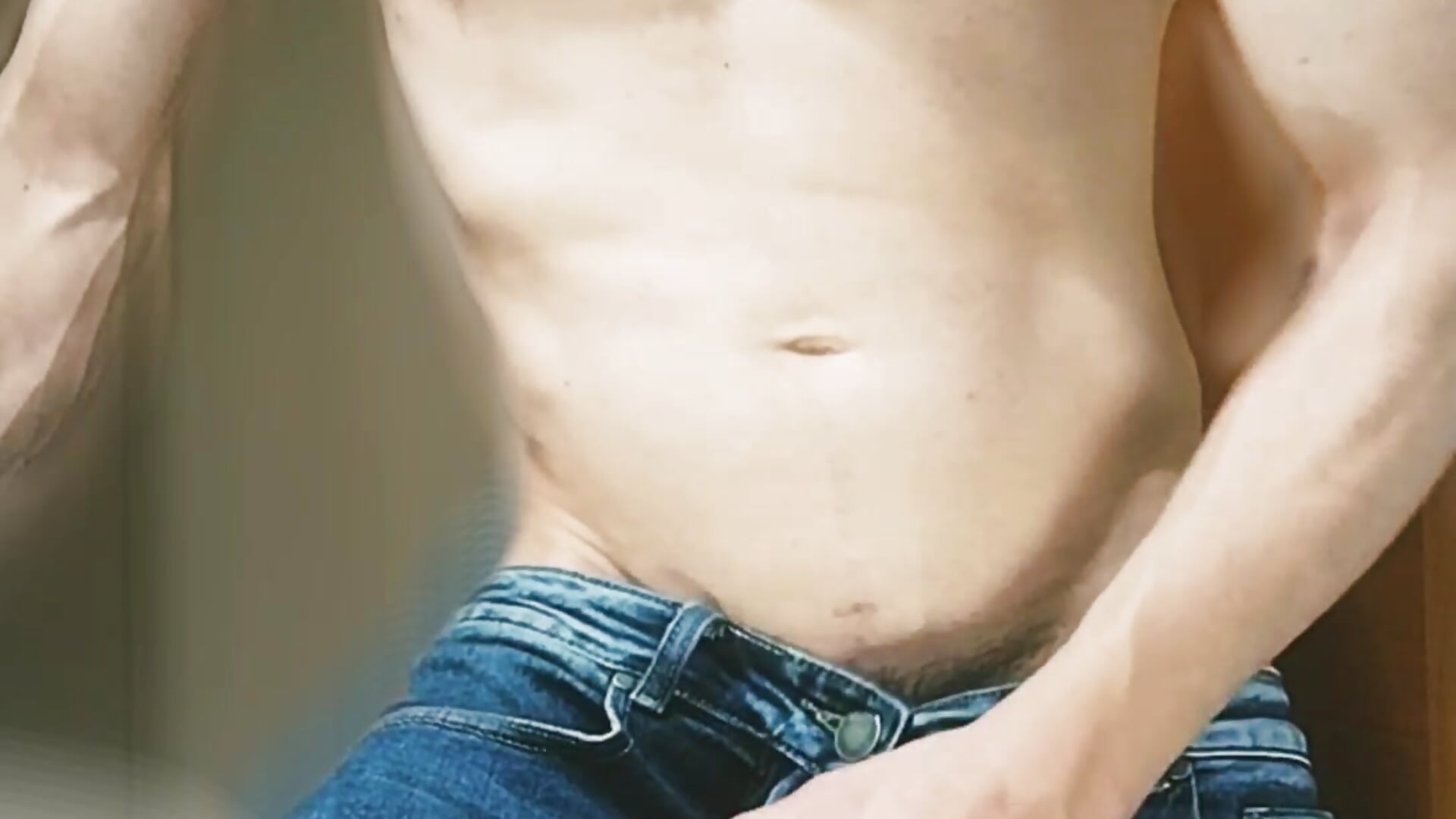 Heavy cum on my jeans - video của người mẫu cam Angel_Aire