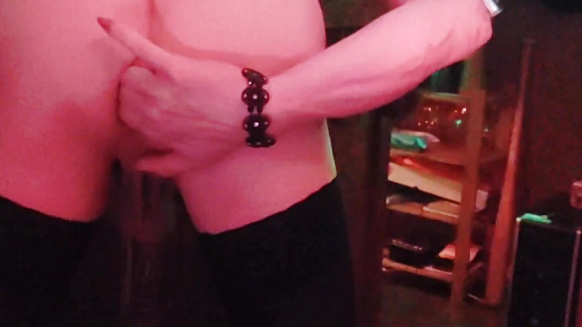 FINGERING MY ASS - vidéo du modèle de showcams Lilyarna01