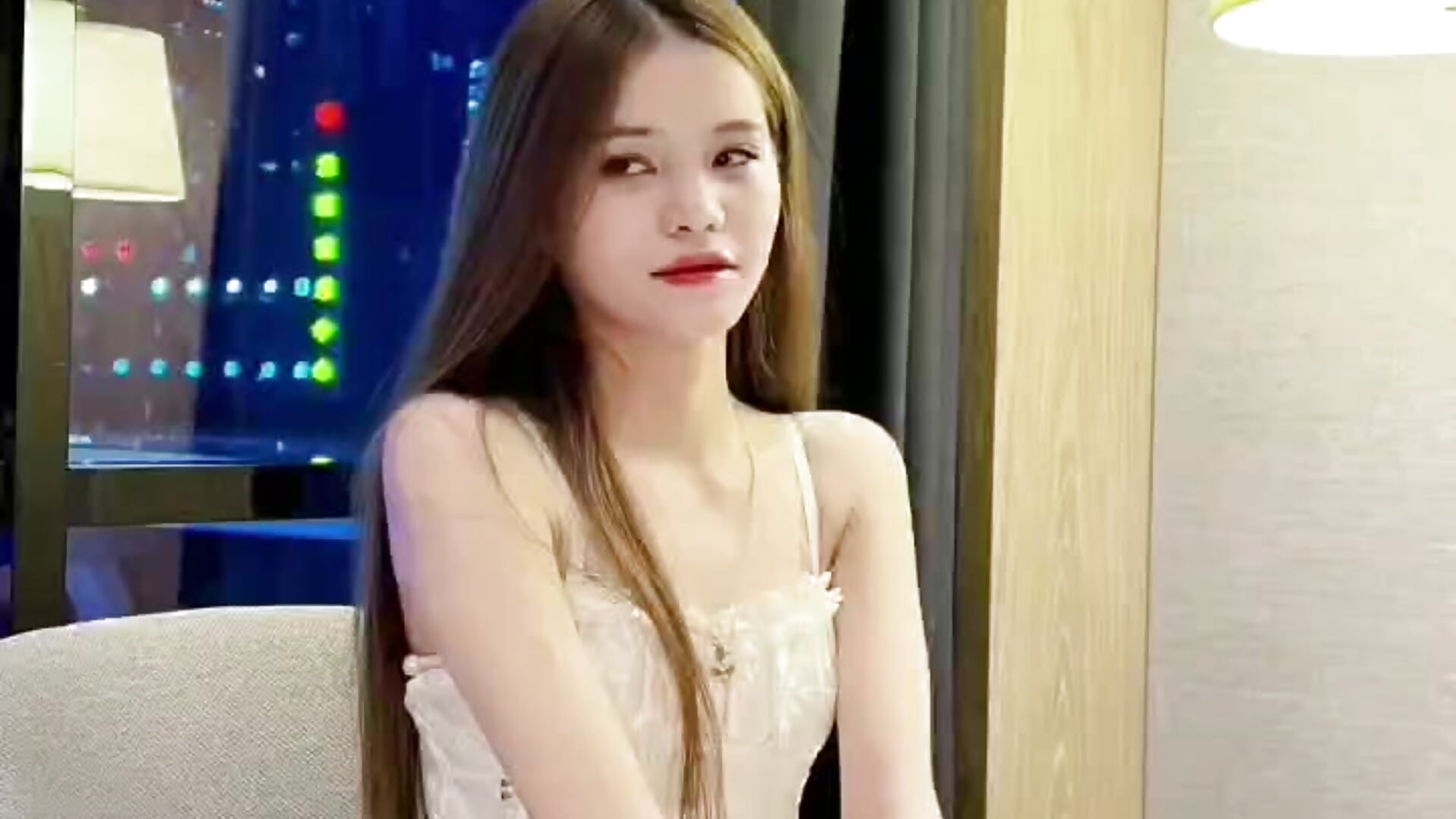 你的气质女友已在线 等你撩~ - video by Ins_Herz cam model