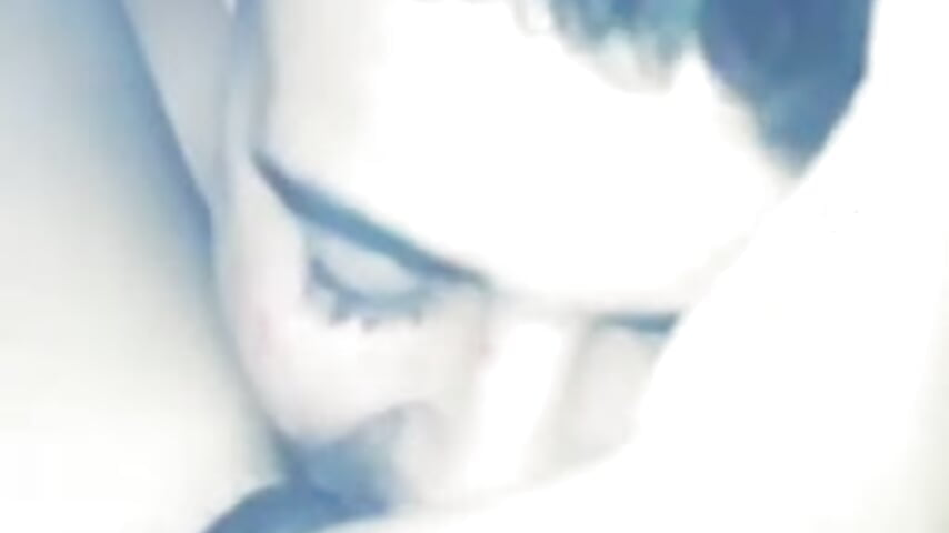 Andy sucks my vagina in my room - vidéo du modèle de showcams Candy_And_Andy_