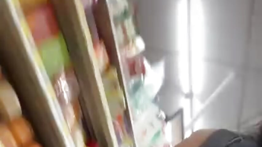 Public show at 7/11 😈😈 - فيديو من SheenaBrooke موديل الكام