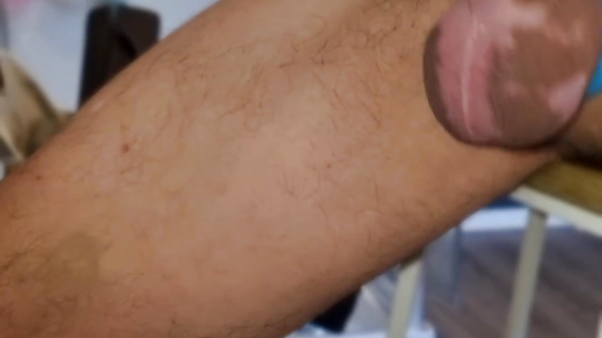 Long and hard cock for trannies,  shemales and fembois - Video von TheTree13 Cam-Model