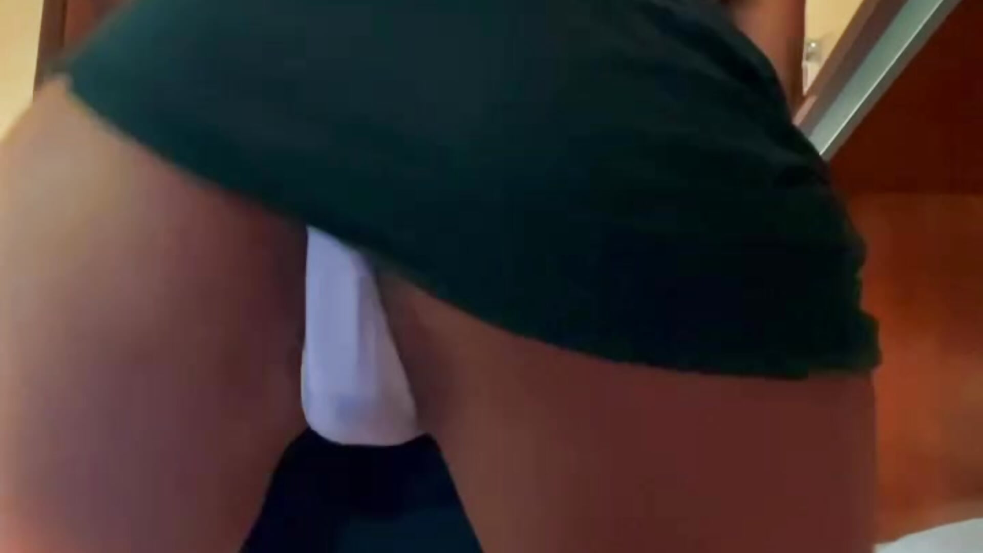 🍑𝐒𝐡��𝐚𝐤𝐞 𝐛𝐨𝐨𝐭𝐲🍑 - video by L000lita cam model