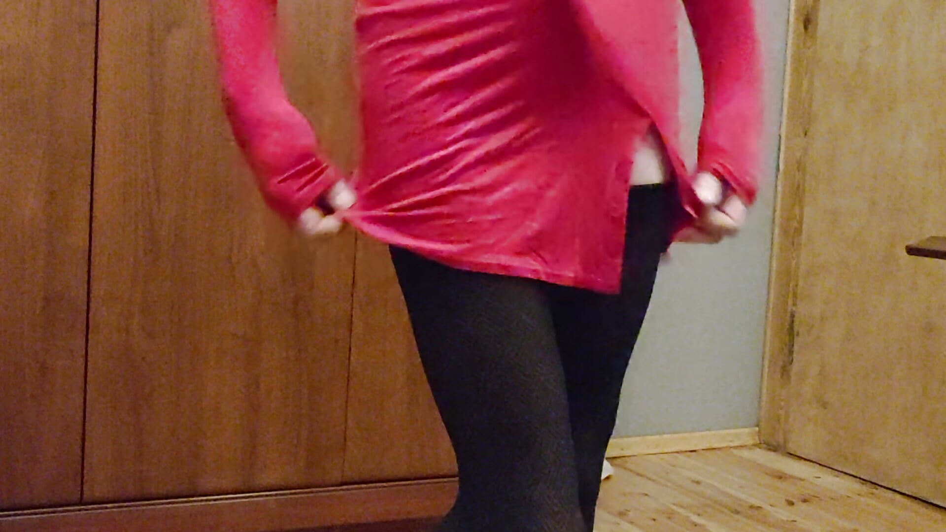 Przymierzam ciuszki z vinted — filmik snyboypl, modela(-lki) na kamerkach