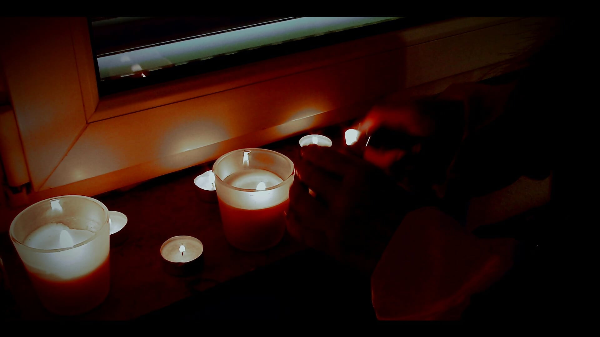 Dracula Königen braucht Energie - video by Exotic-Desire cam model