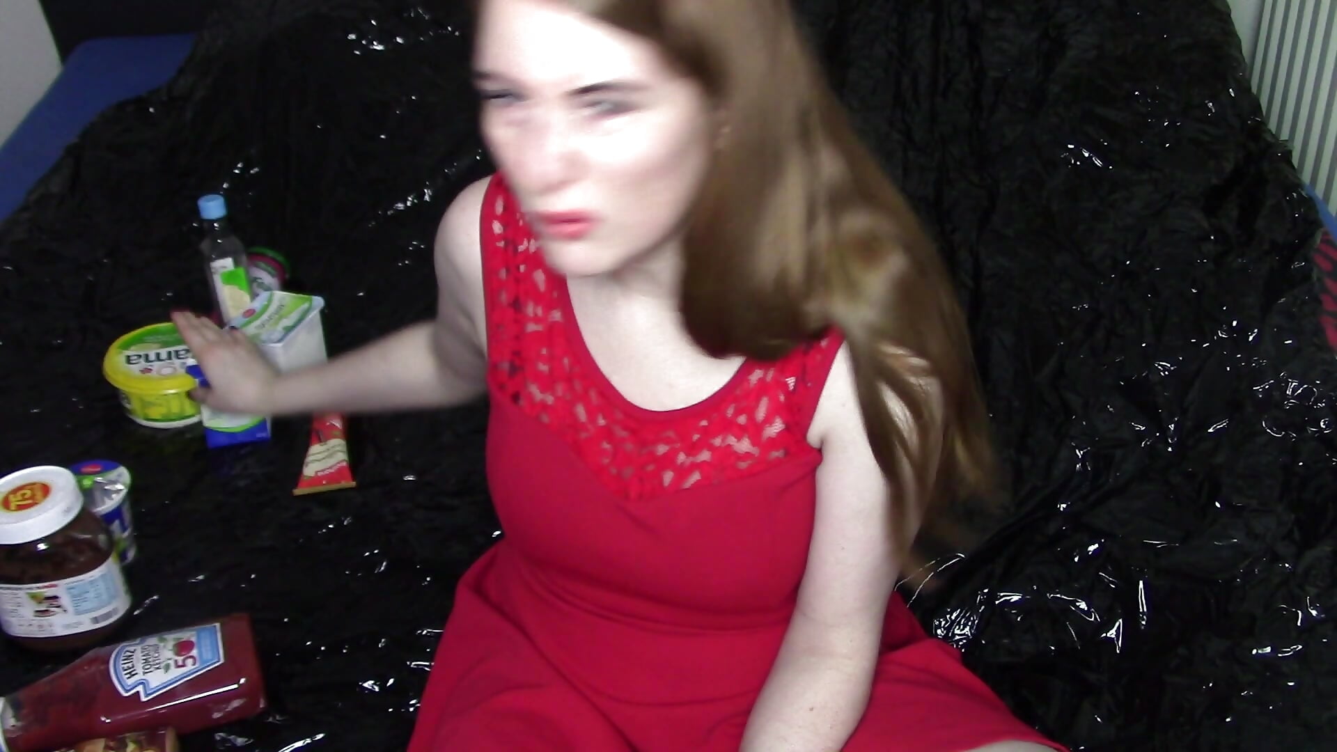 Schmutzige Bunte Sauerei Part 1 - video by Exotic-Desire cam model