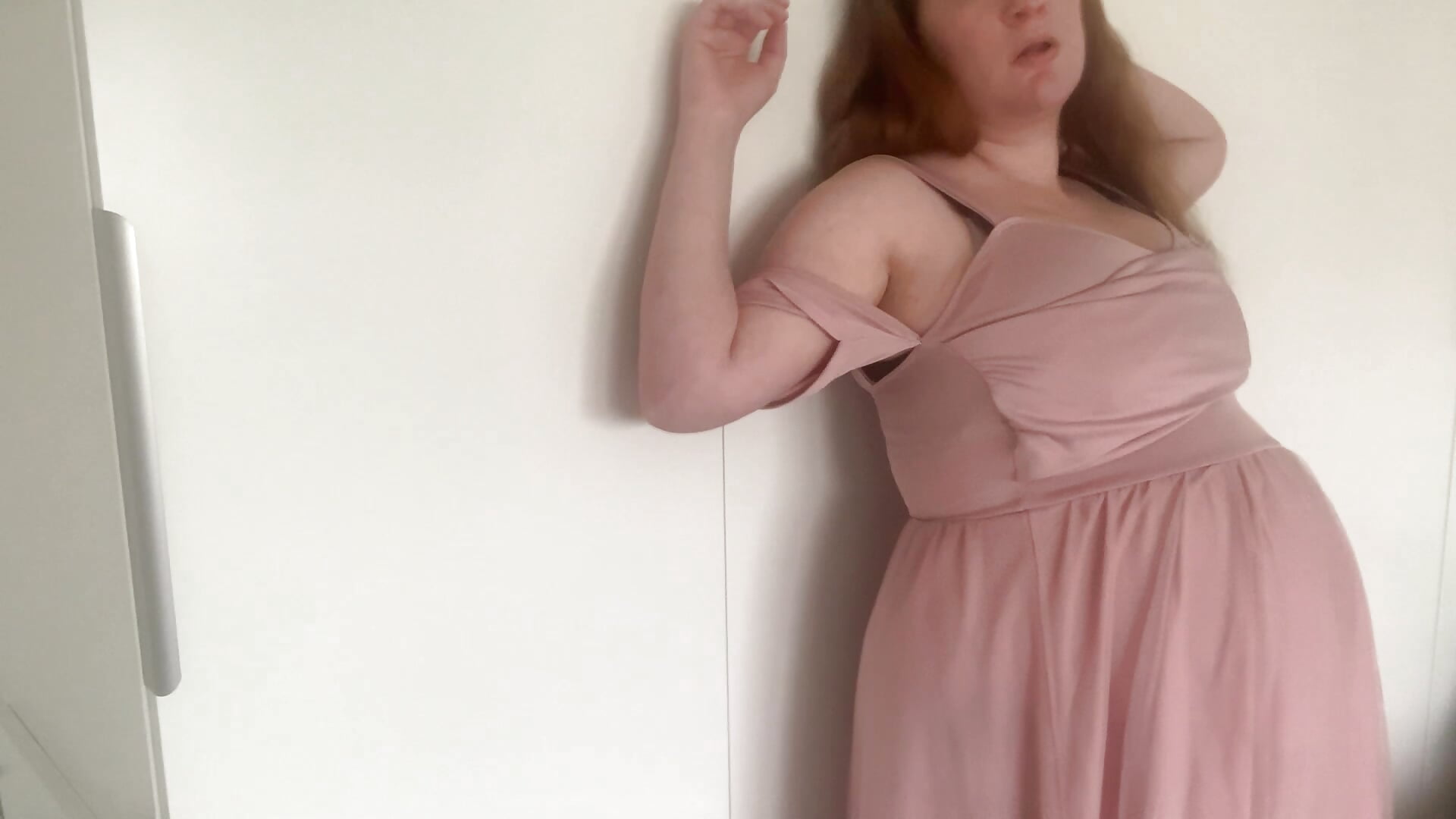 Im 10, Monat prinzessin masturbiert - video by Exotic-Desire cam model