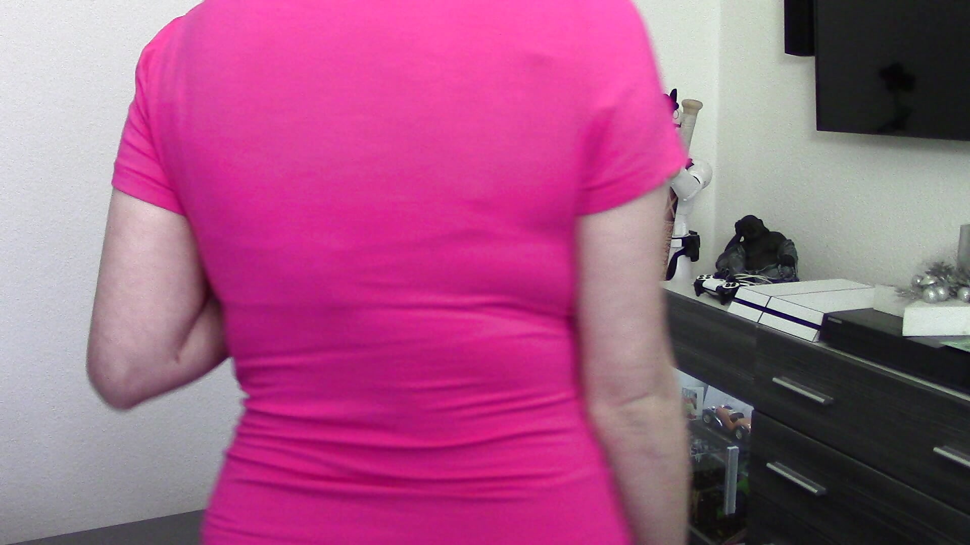 Teil 1 von Tischfick - Tanzen - video by Exotic-Desire cam model