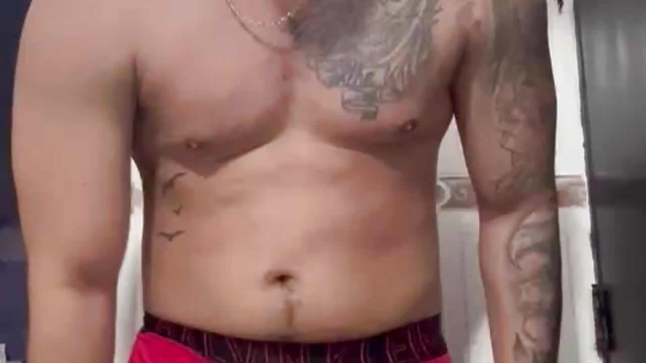 sweaty after my soccer game－カメラキャストのmatteosantosの動画