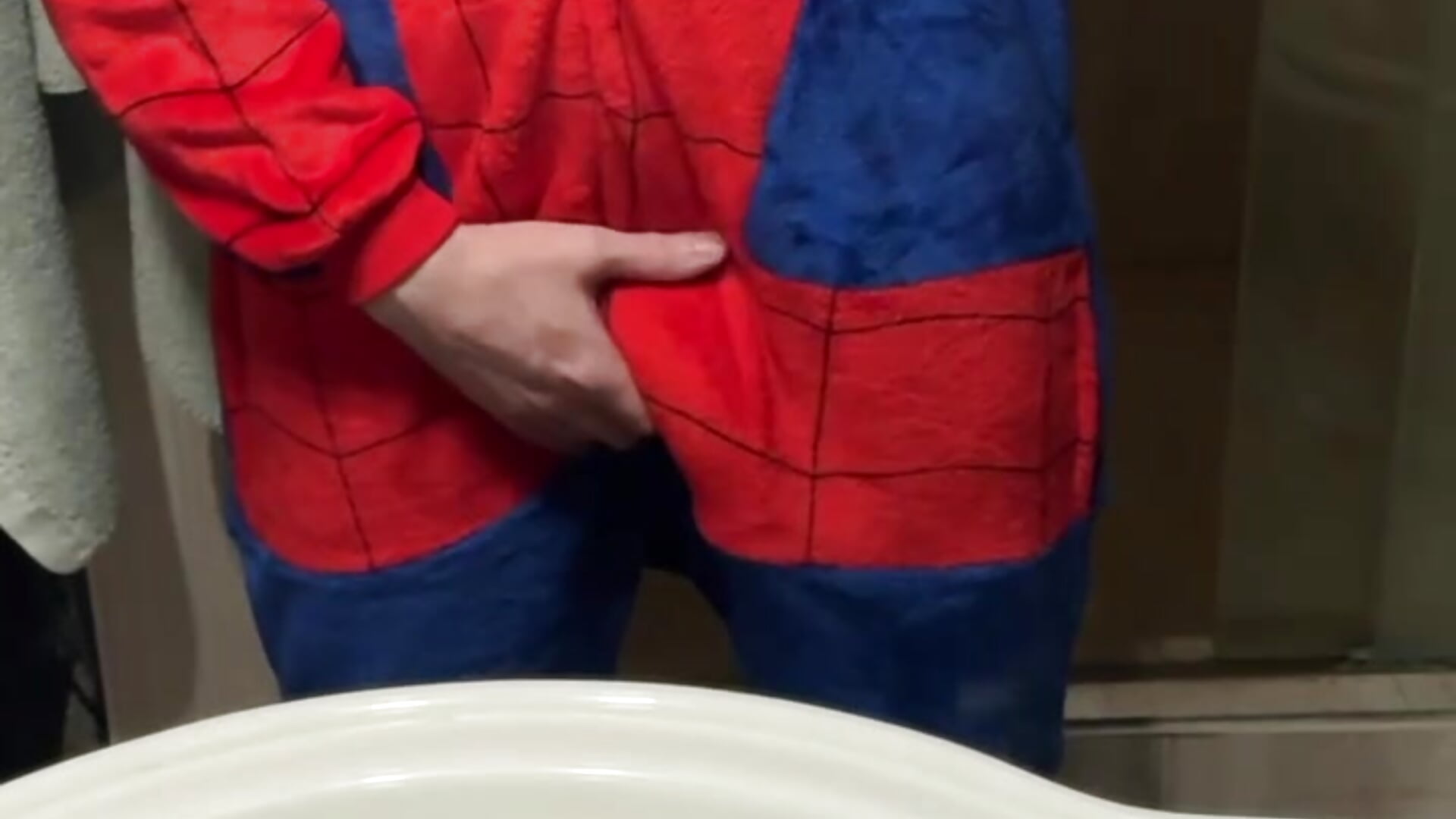 Spider-man - vidéo du modèle de showcams cheri_cheri