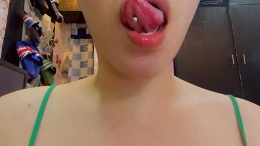 piercing - video by keepmepregnantT cam model