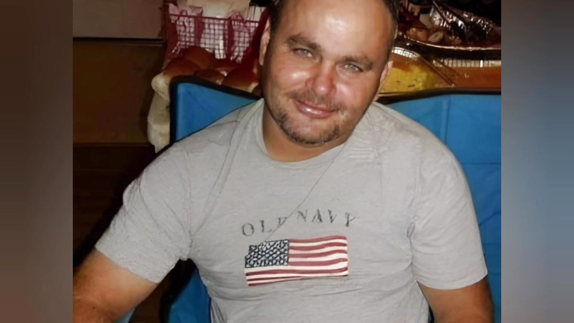 James Bass 04 – video modela na kameri jamestexas