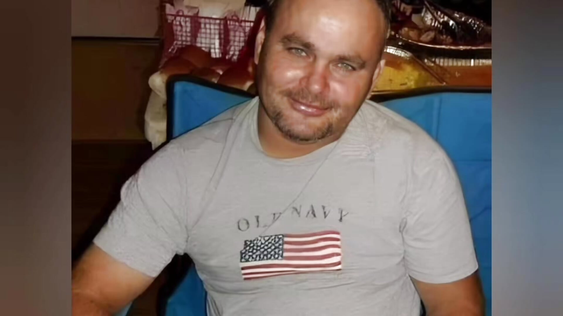 James Bass 40– jamestexas kameramodell videója