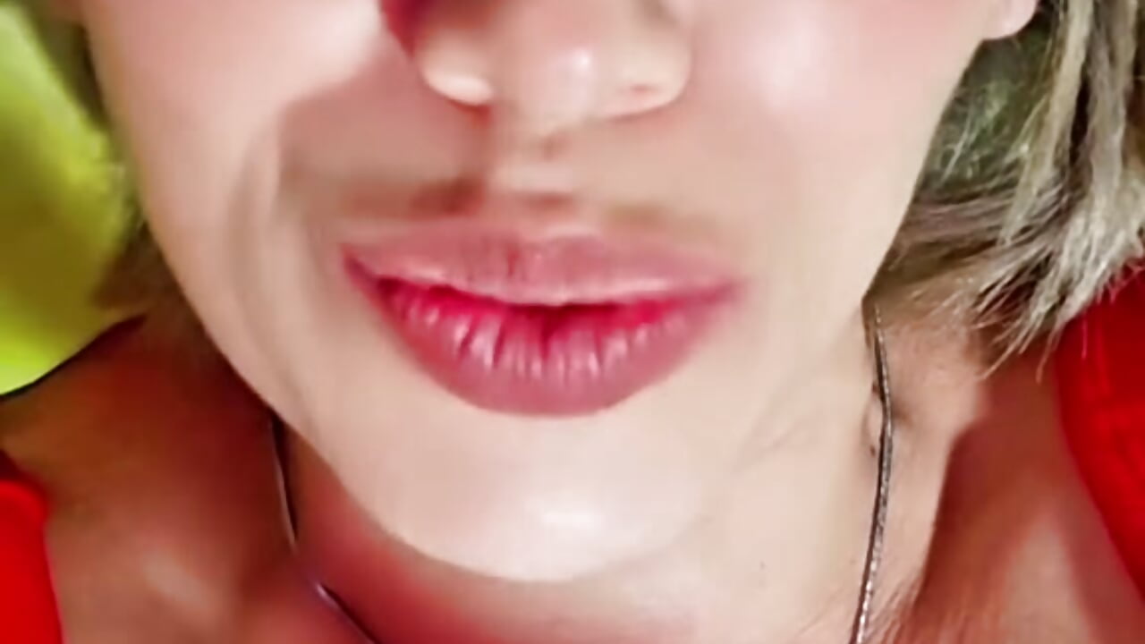 Los delincuentes tirándole a sus víctimas  y sus defensores tapandoles y fomentando sus Delitos - video od modelky/modela MARILYNRICHTER