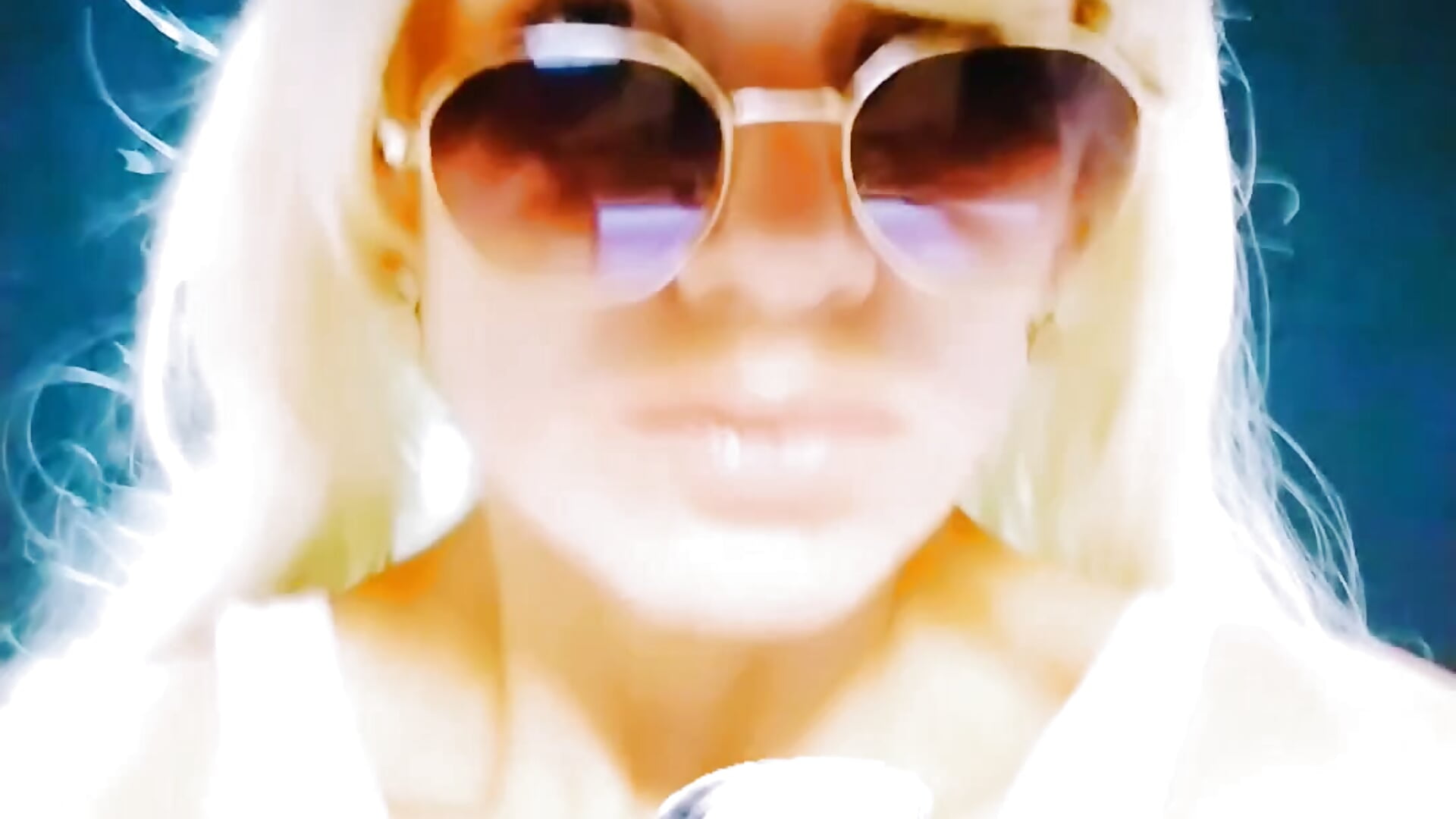 🌍🕊️🦾 - video by MAGDALAKOVANOVA cam model