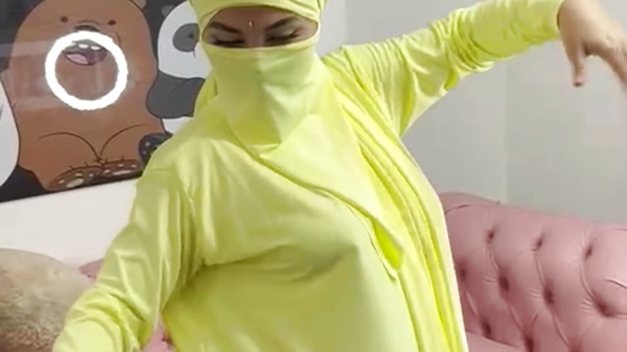 Dance♥ - video by Bashira_Ahmad cam model